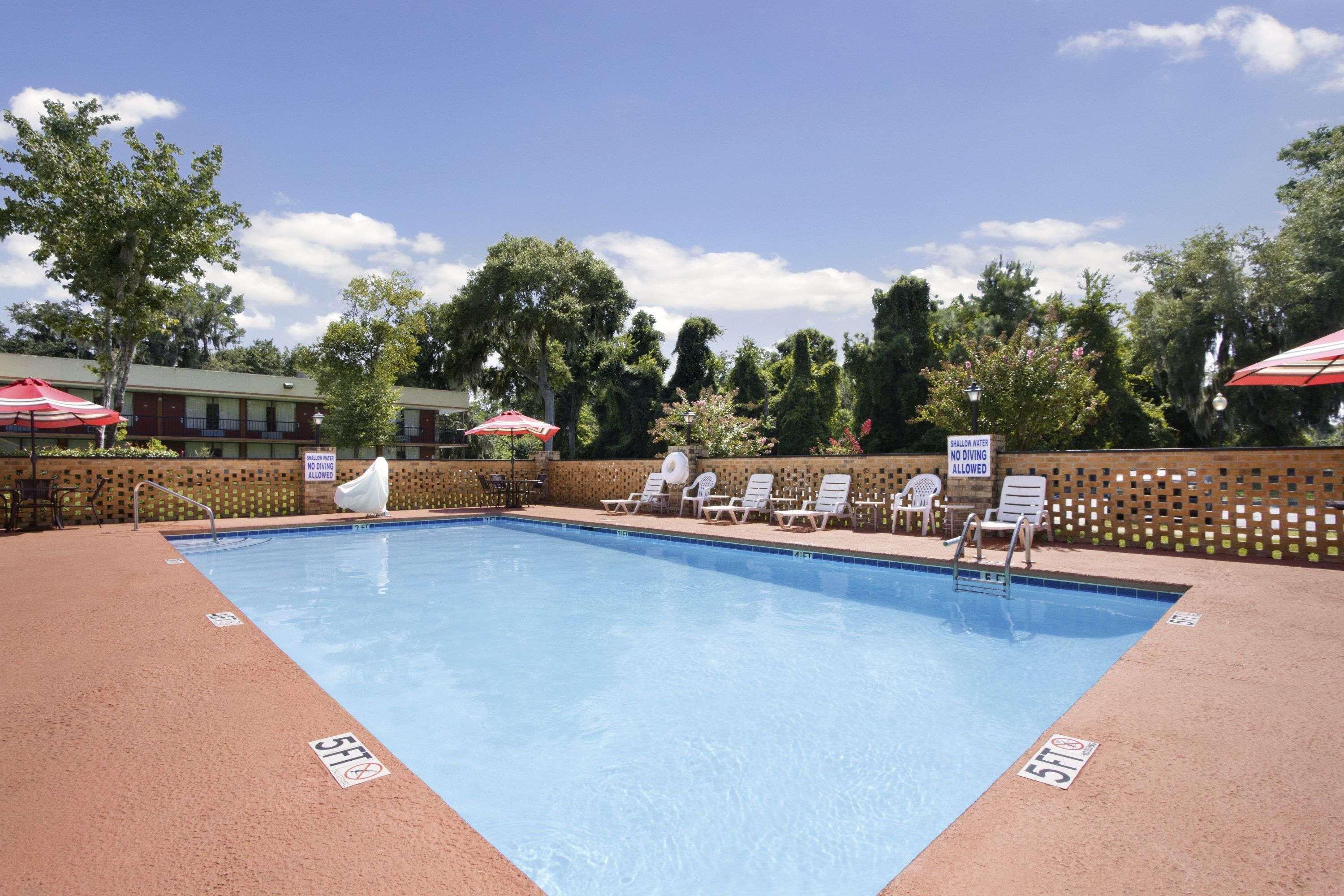 Days Inn By Wyndham Port Royal/Near Parris Island Buitenkant foto