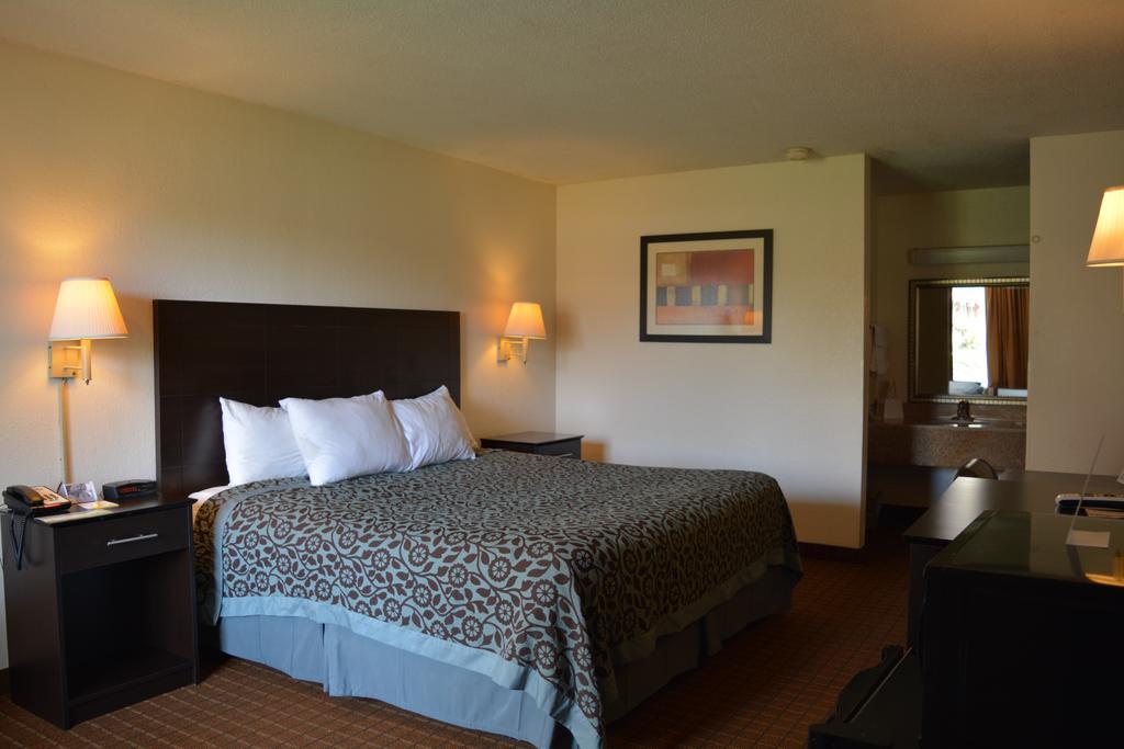 Days Inn By Wyndham Port Royal/Near Parris Island Buitenkant foto